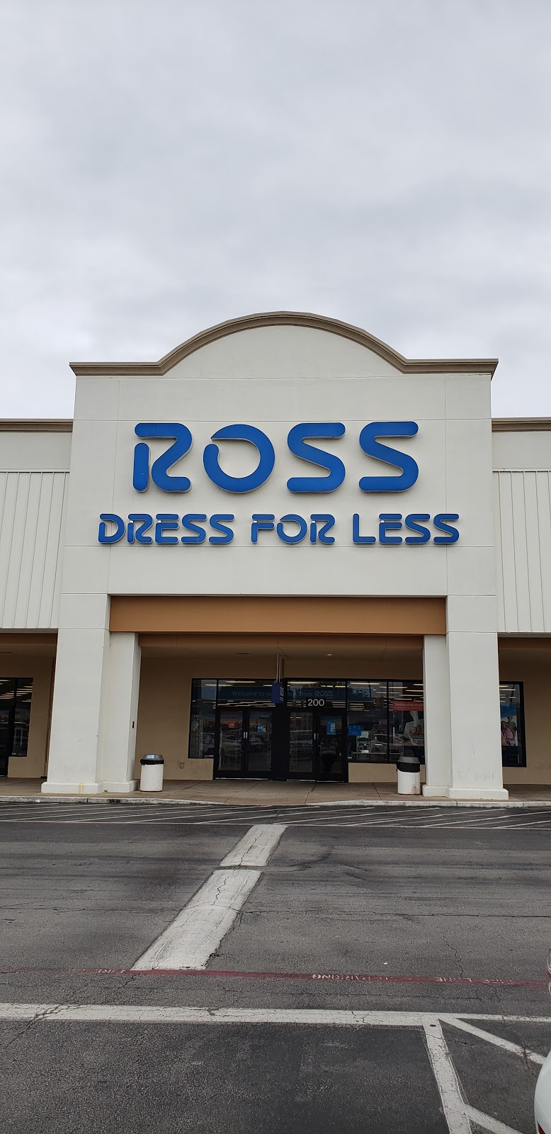 Ross Dress for Less | 1201 Airport Fwy, Euless, TX 76040, USA | Phone: (817) 283-6633