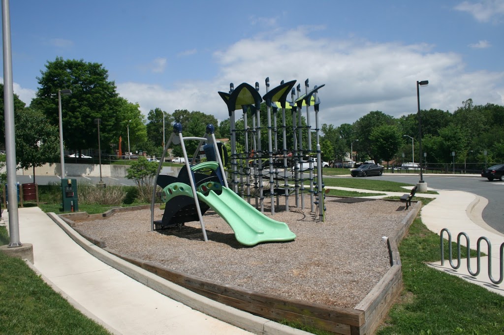 Plumgar Local Park | 19561 Scenery Dr, Germantown, MD 20876, USA | Phone: (301) 495-2595