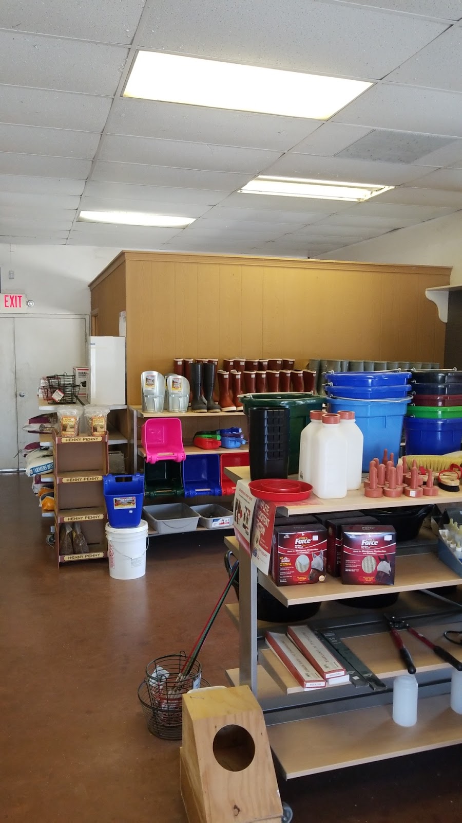 Hilmar Feed & Supply Store | 9038 Lander Ave, Hilmar, CA 95324, USA | Phone: (209) 633-3083