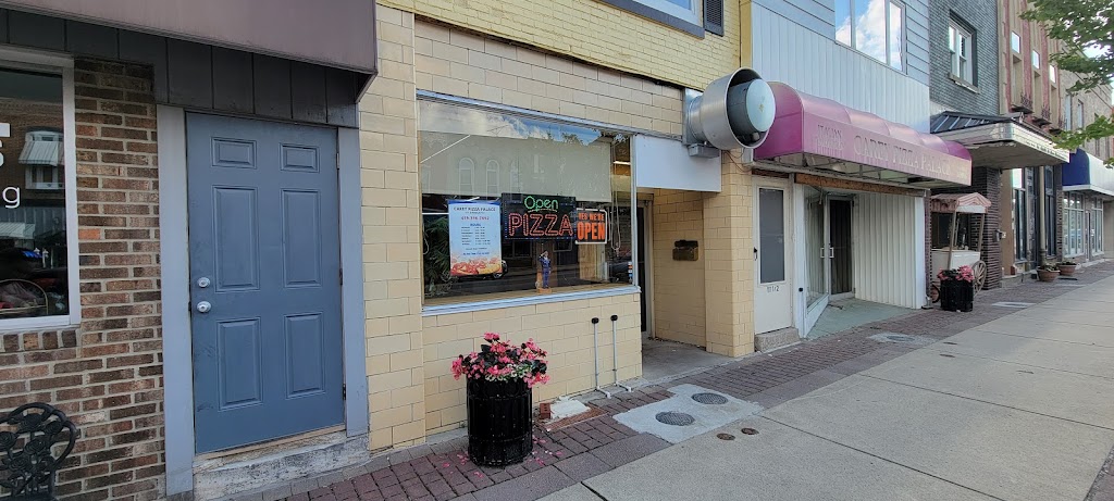 Carey Pizza Palace | 111 E Findlay St, Carey, OH 43316, USA | Phone: (419) 396-7692