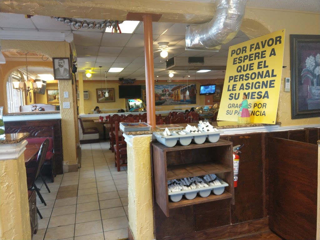Rodriguez Mexican Grill | 8009 Lake June Rd, Dallas, TX 75217, USA | Phone: (214) 309-0212