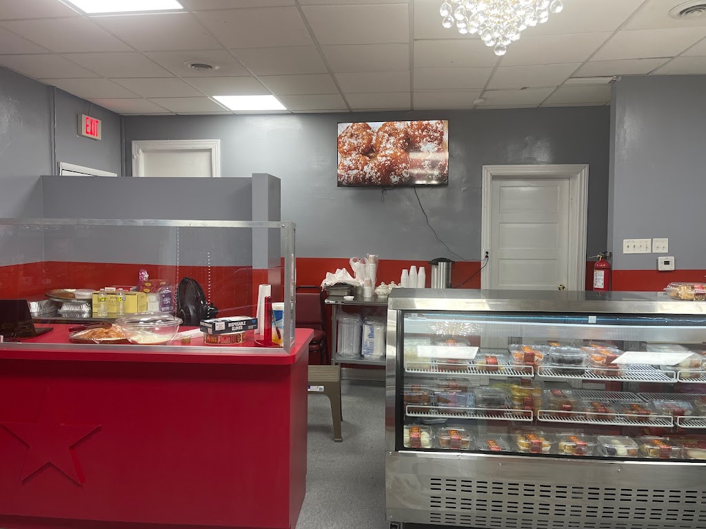 Premium Sweets & Cafe | 11357 Conant, Hamtramck, MI 48212, USA | Phone: (313) 707-0986