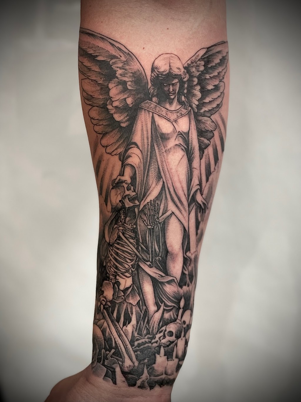 Rising Sons Tattoo Florence | 2043 US-130, Florence, NJ 08518, USA | Phone: (856) 724-1963