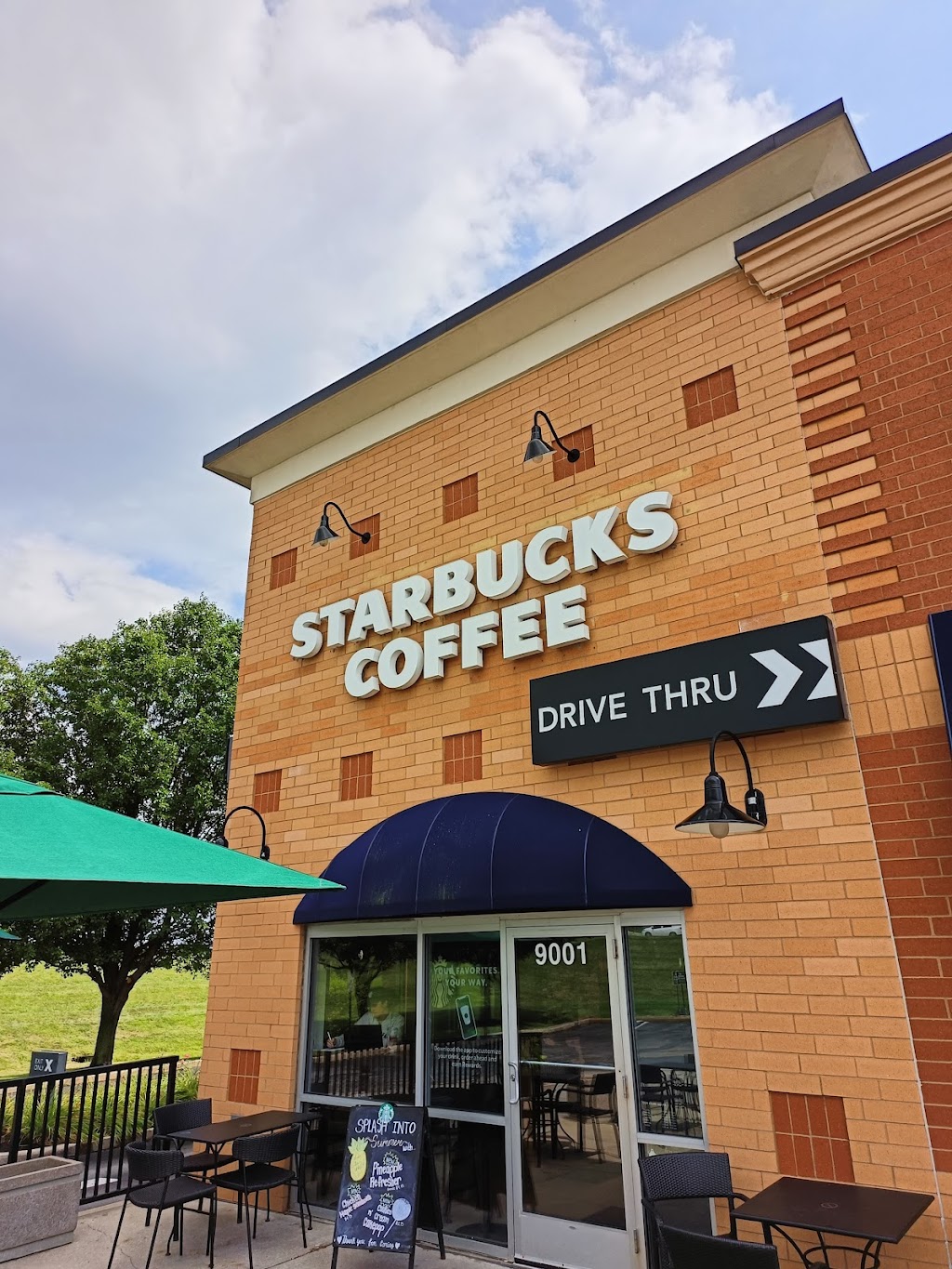 Starbucks | 9001 E 116th St, Fishers, IN 46038, USA | Phone: (317) 849-3681