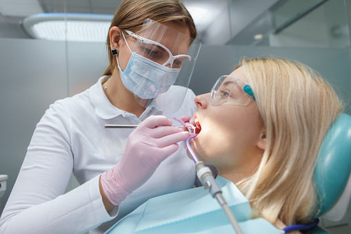 Emergency Dental Care | 2561 Adriatic Ave, Long Beach, CA 90810, USA | Phone: (562) 249-2378