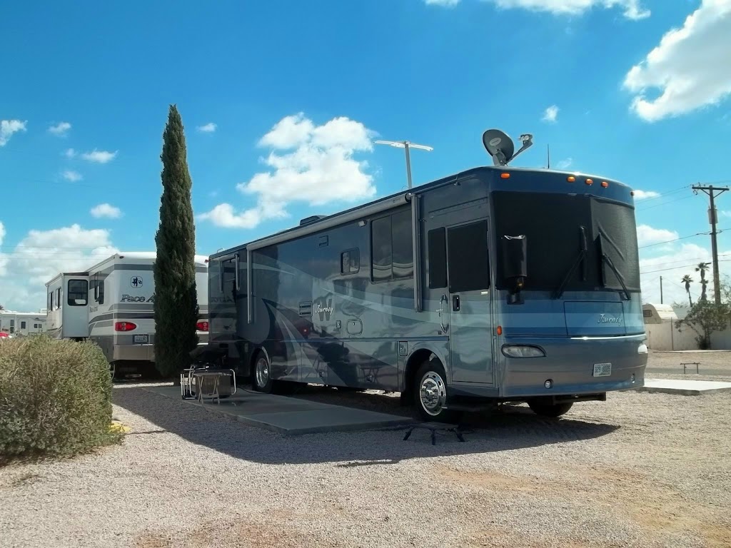 Arizona Maverick RV Park | 201 S Crismon Rd, Mesa, AZ 85208, USA | Phone: (480) 454-5628