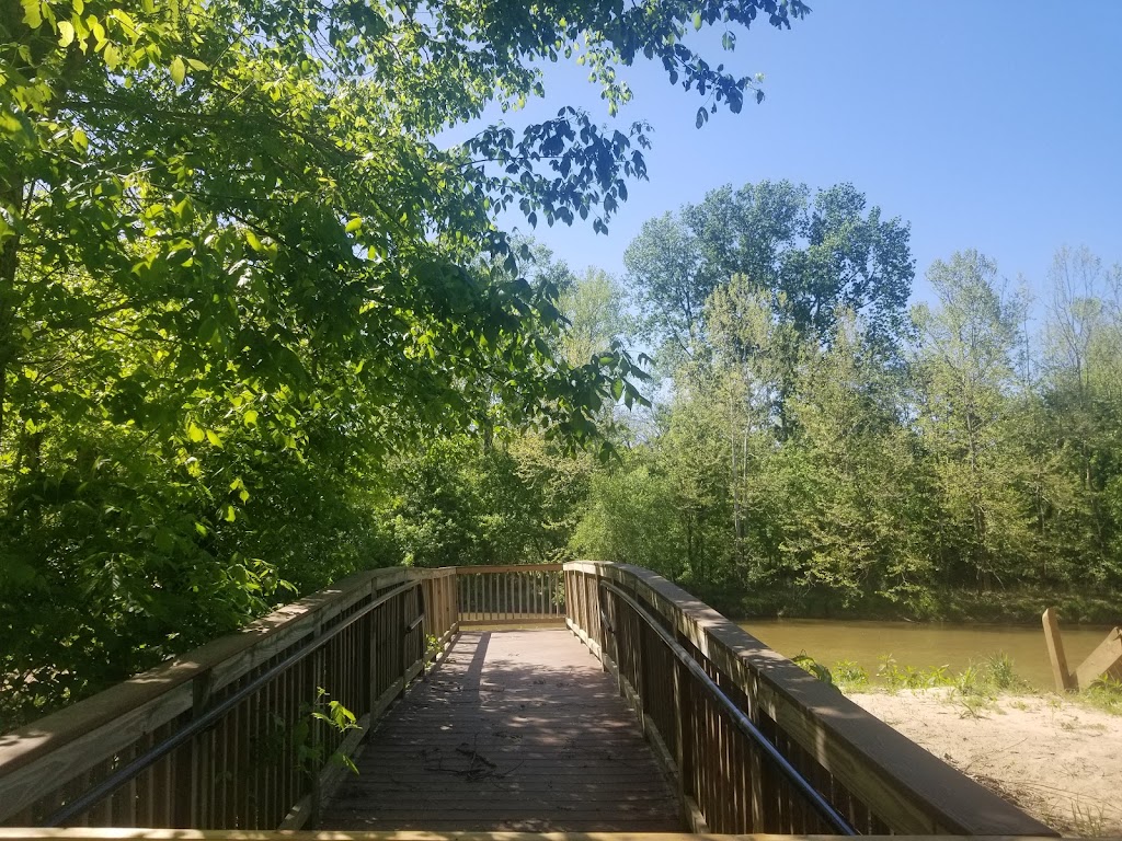 Town of Cramerton SFV Fishing Pier and River Access | Belmont, NC 28012, USA | Phone: (704) 824-4231