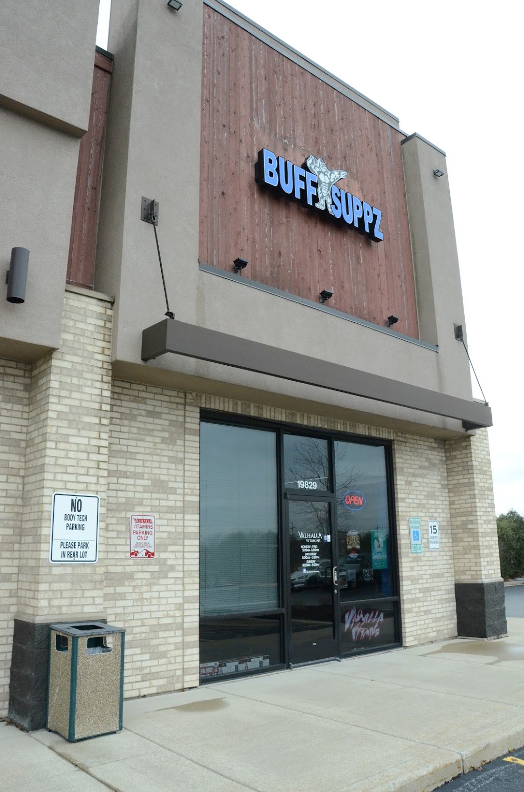 Buff Suppz | 19829 South La Grange Road, Mokena, IL 60448, USA | Phone: (708) 995-5787