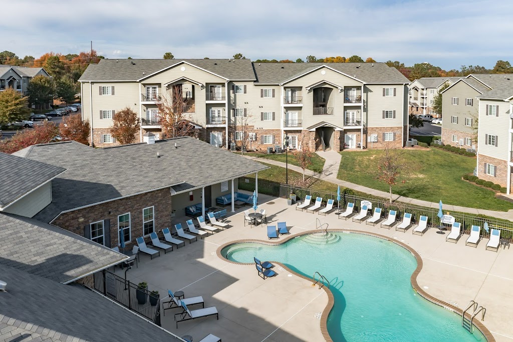 The Pointe at Heritage | 1747 Alexander Springs Ln, Wake Forest, NC 27587, USA | Phone: (919) 705-0070