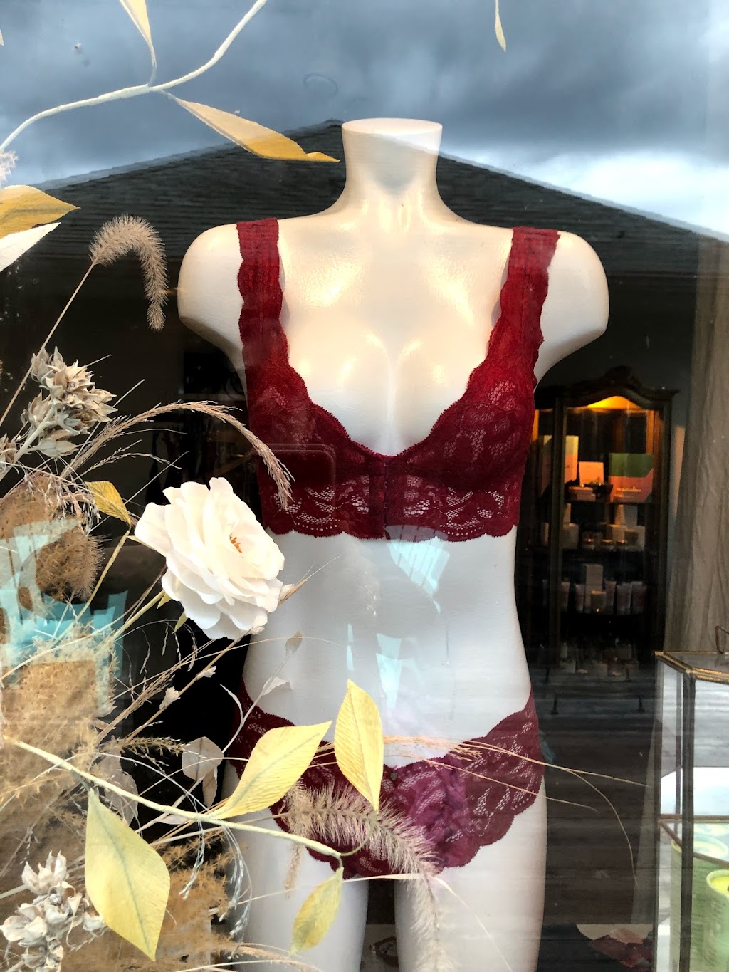 Salix Intimates | 10 Main St Suite 424, New Paltz, NY 12561, USA | Phone: (845) 633-8028