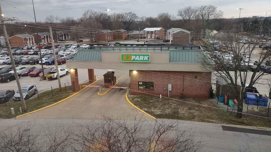 EZ Park at St. Louis airport (for Southwest) | 4531 Crestshire Ln, St Ann, MO 63074, USA | Phone: (314) 426-0306