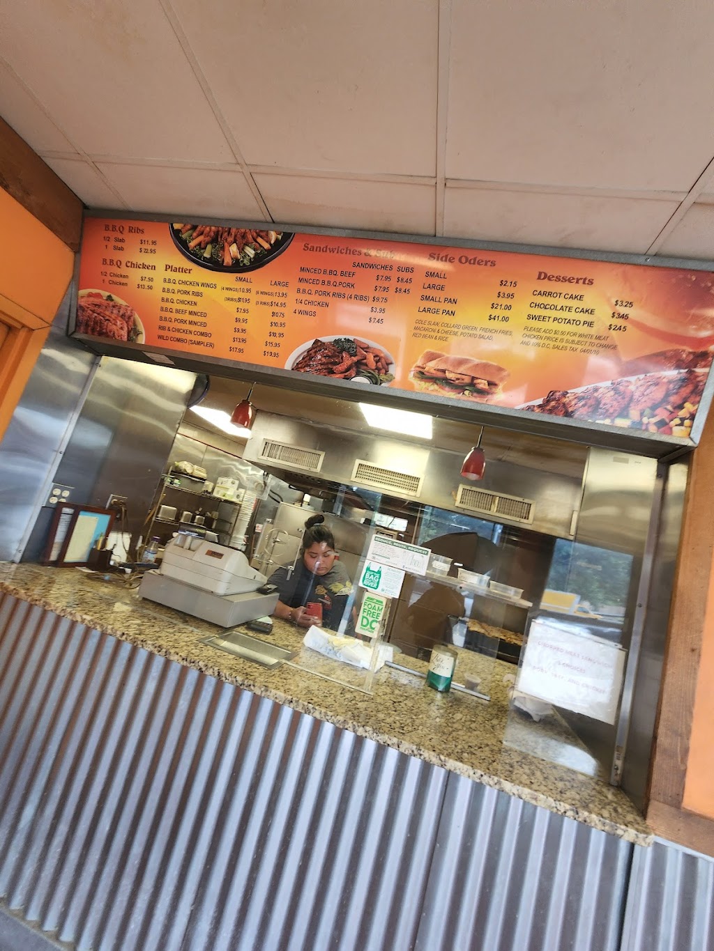 Hogs on the Hill III | 2003 Bladensburg Rd NE, Washington, DC 20018, USA | Phone: (202) 526-2027