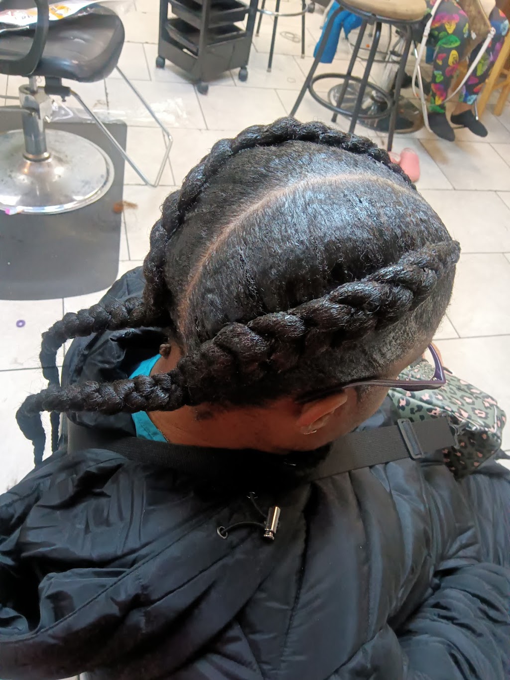 M & E African Hair Braiding | 9819 W Florissant Ave, St. Louis, MO 63136, USA | Phone: (314) 733-1221