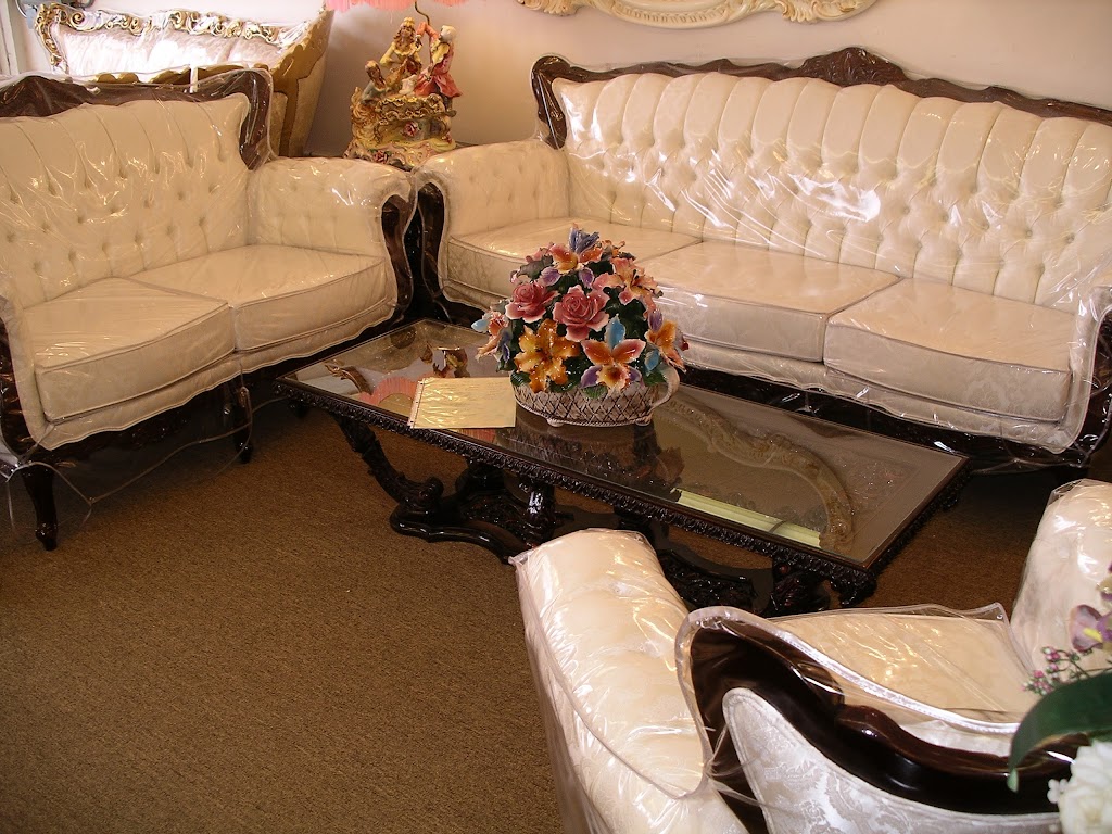 Perrys Fine French Furniture | 7211 International Blvd, Oakland, CA 94621, USA | Phone: (510) 569-6936