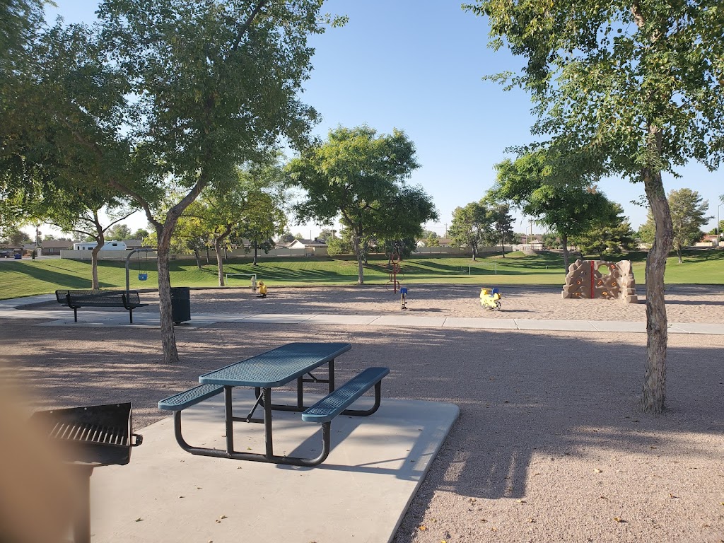 Meadowgreen Park | 2821 E Pueblo Ave, Mesa, AZ 85204, USA | Phone: (480) 644-2352