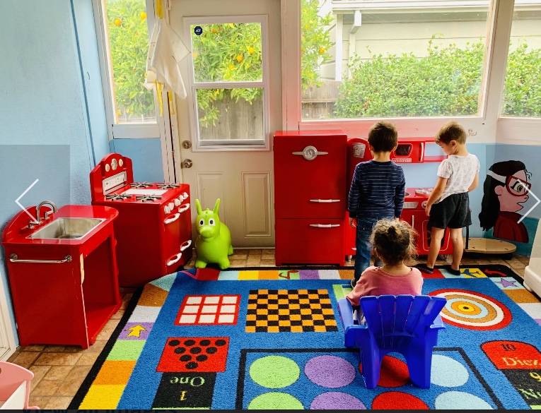 Ginas Day Care | 1024 Fifteenth Ave, Redwood City, CA 94063, USA | Phone: (650) 995-6435