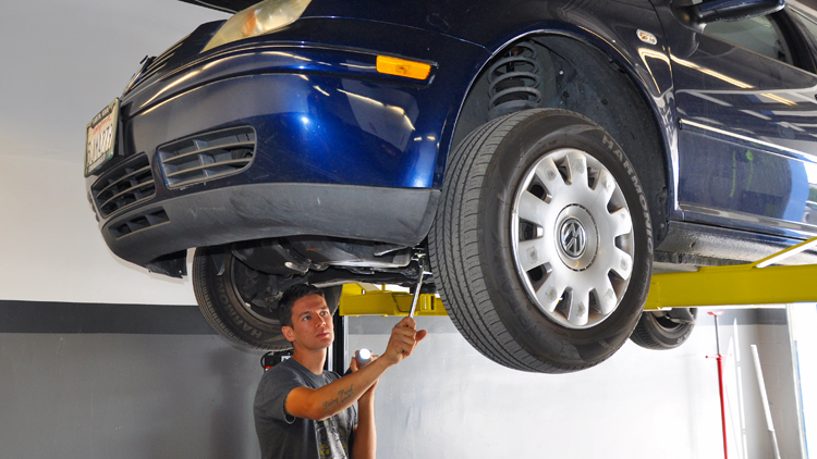 Matt’s A Plus Car Care | 7322 Autopark Dr, Huntington Beach, CA 92648, USA | Phone: (714) 841-3107