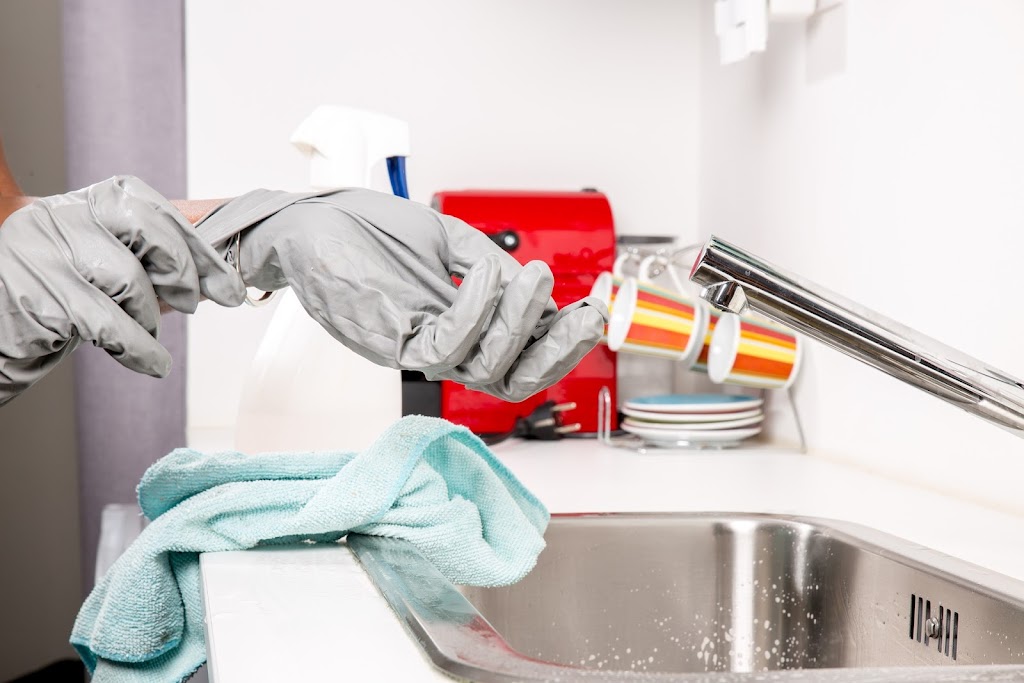 Handi Commercial Cleaning, Minneapolis Janitorial Services | 622 Mendelssohn Ave N, Golden Valley, MN 55427, USA | Phone: (612) 254-0983