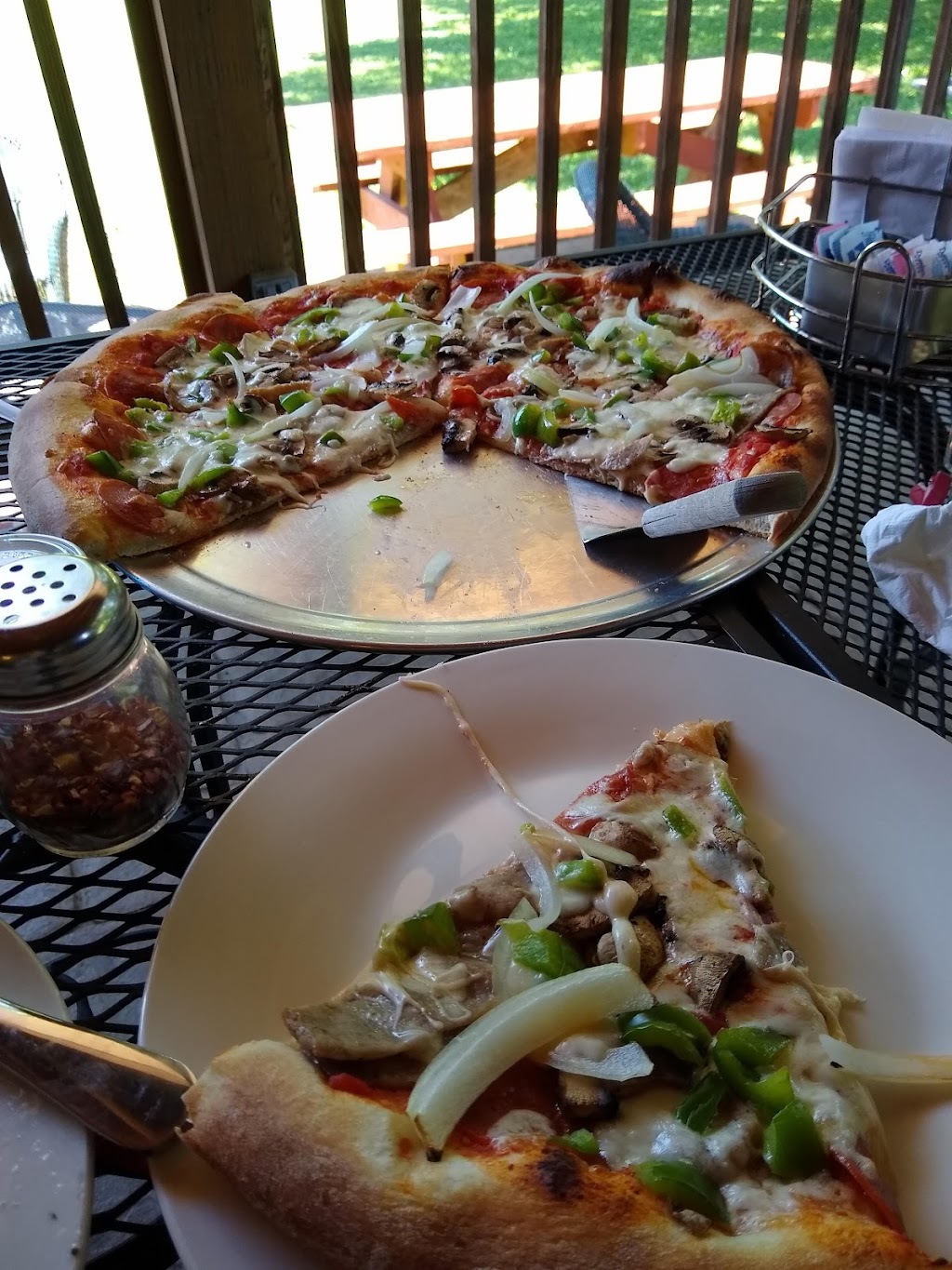 GGs Pizza | 2031 Broad St Rd, Maidens, VA 23102, USA | Phone: (804) 556-0208