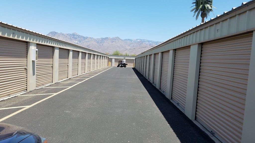 A Family Storage | 8801 E Tanque Verde Rd, Tucson, AZ 85749, USA | Phone: (520) 749-6611