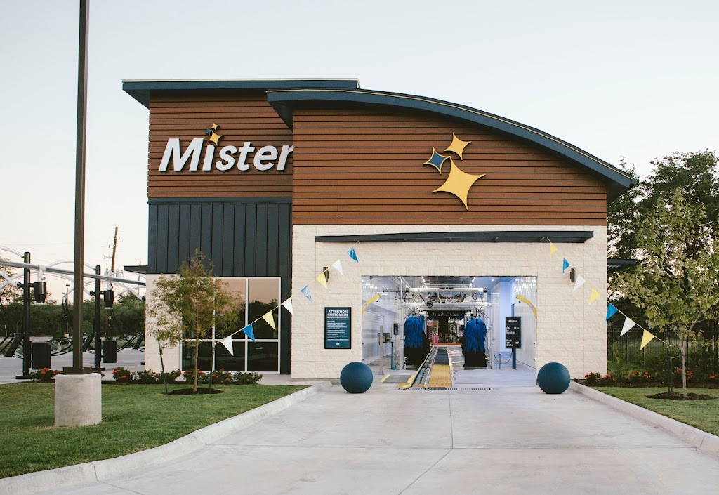 Mister Car Wash | 12552 Richbourg St, Houston, TX 77090, USA | Phone: (713) 568-1139