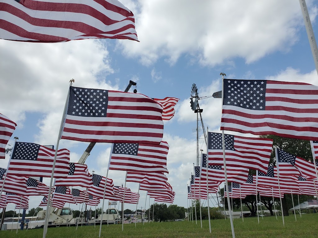 Lake Lawn Equipment | 3600 E US Hwy 377, Granbury, TX 76049, USA | Phone: (817) 578-8801