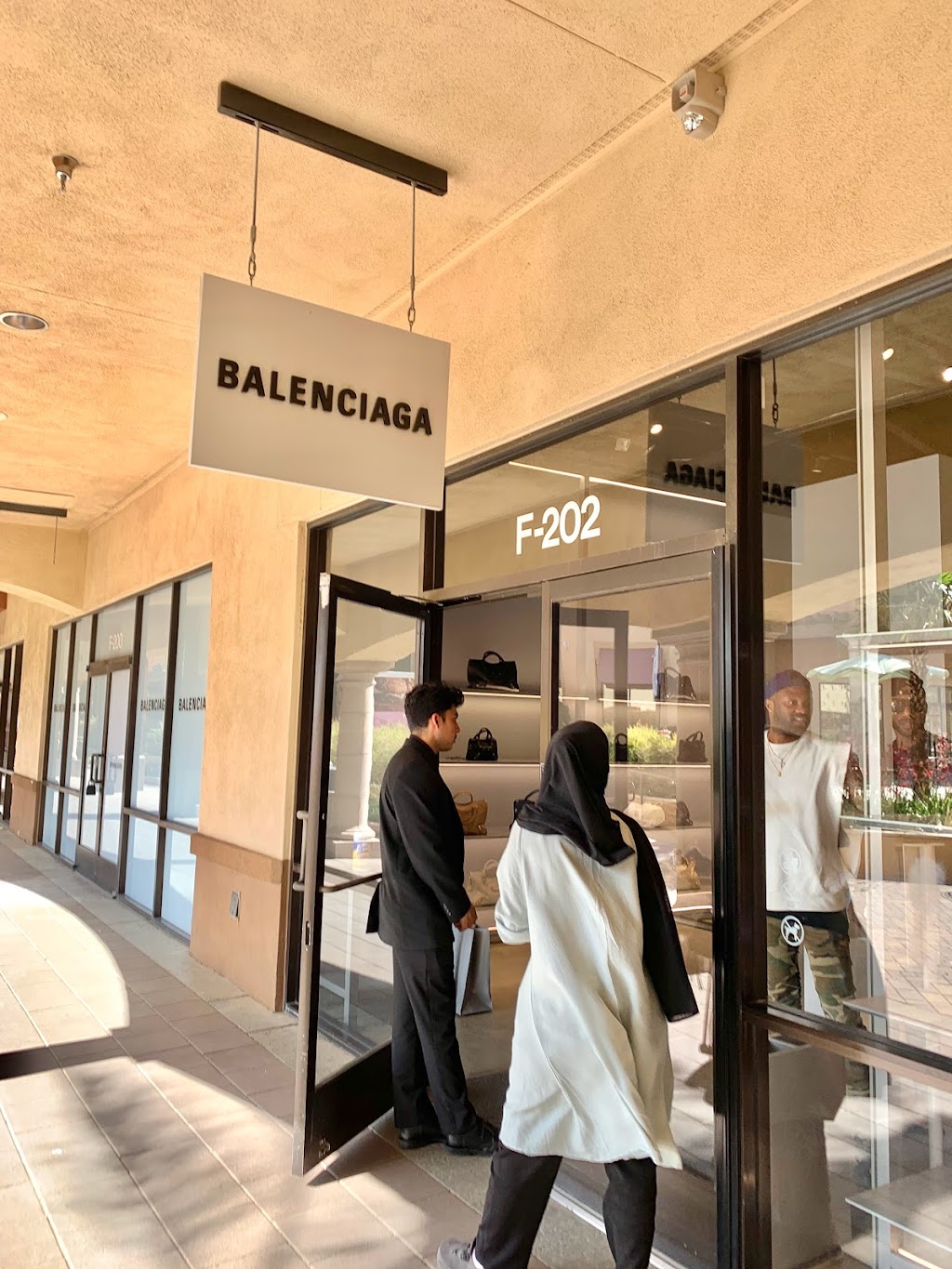 Balenciaga | 48650 Seminole Dr Suite 202, Cabazon, CA 92230, USA | Phone: (951) 797-5555