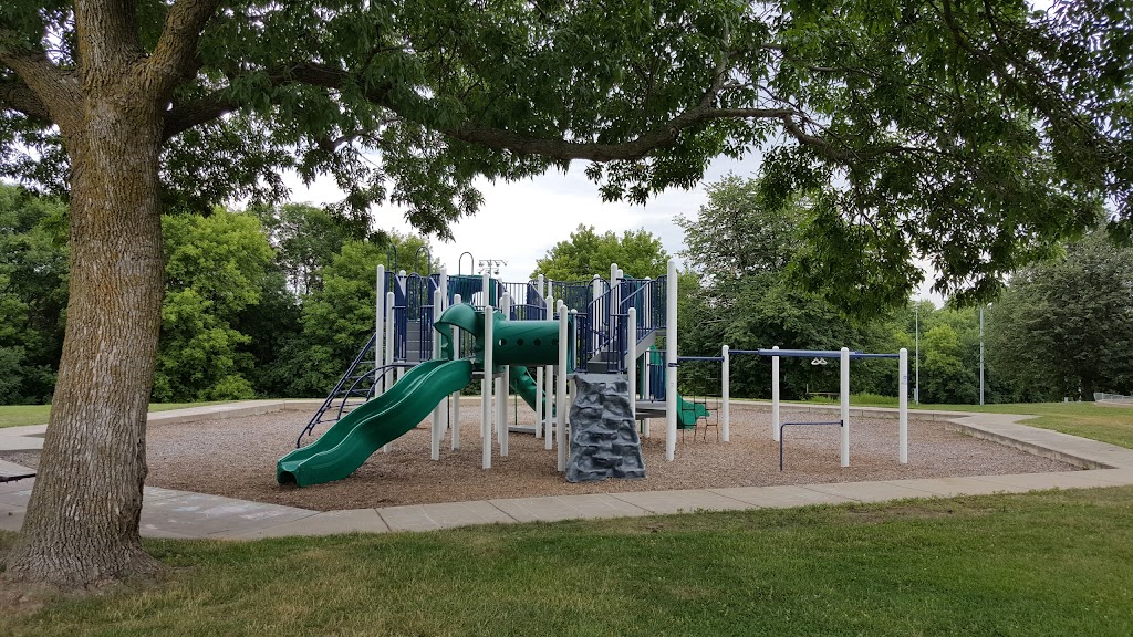 Neill Park | 13501 Upton Ave S, Burnsville, MN 55337, USA | Phone: (952) 895-4500