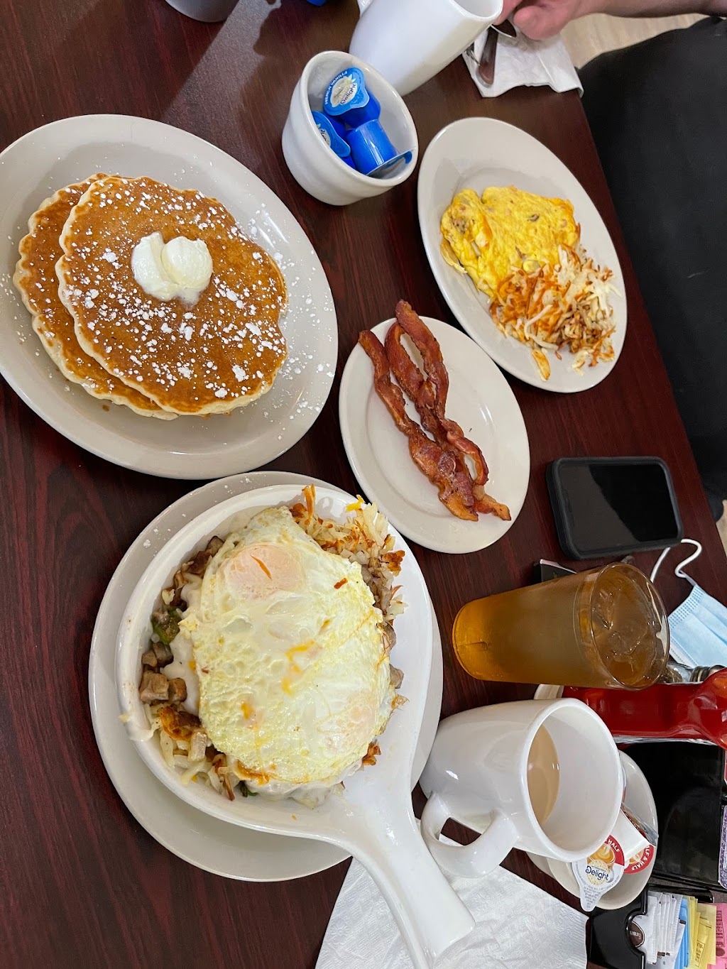 Rickys Pancake House | 8 US Hwy 136, Pittsboro, IN 46167, USA | Phone: (317) 892-0084