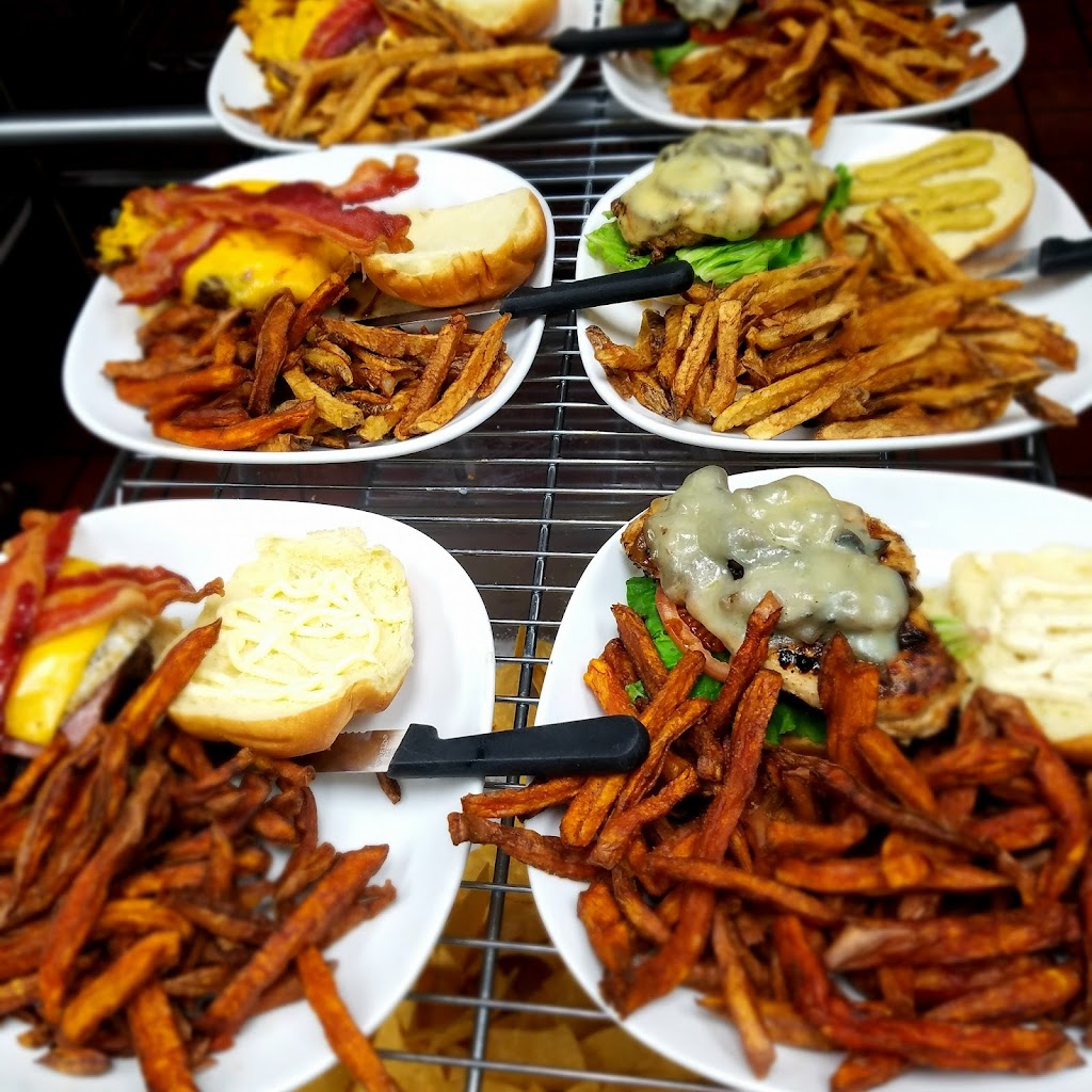 Bubbas Gourmet Burghers & Beer - Southpointe | 114 Southpointe Blvd, Canonsburg, PA 15317, USA | Phone: (724) 416-7119