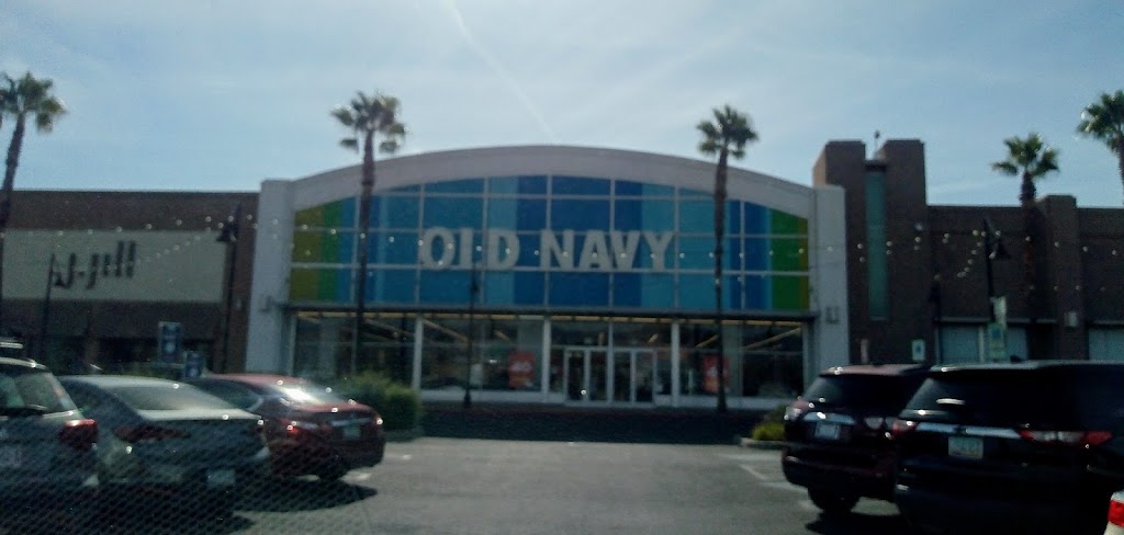 Old Navy | 5870 E Broadway Blvd, Tucson, AZ 85711, USA | Phone: (520) 476-3180