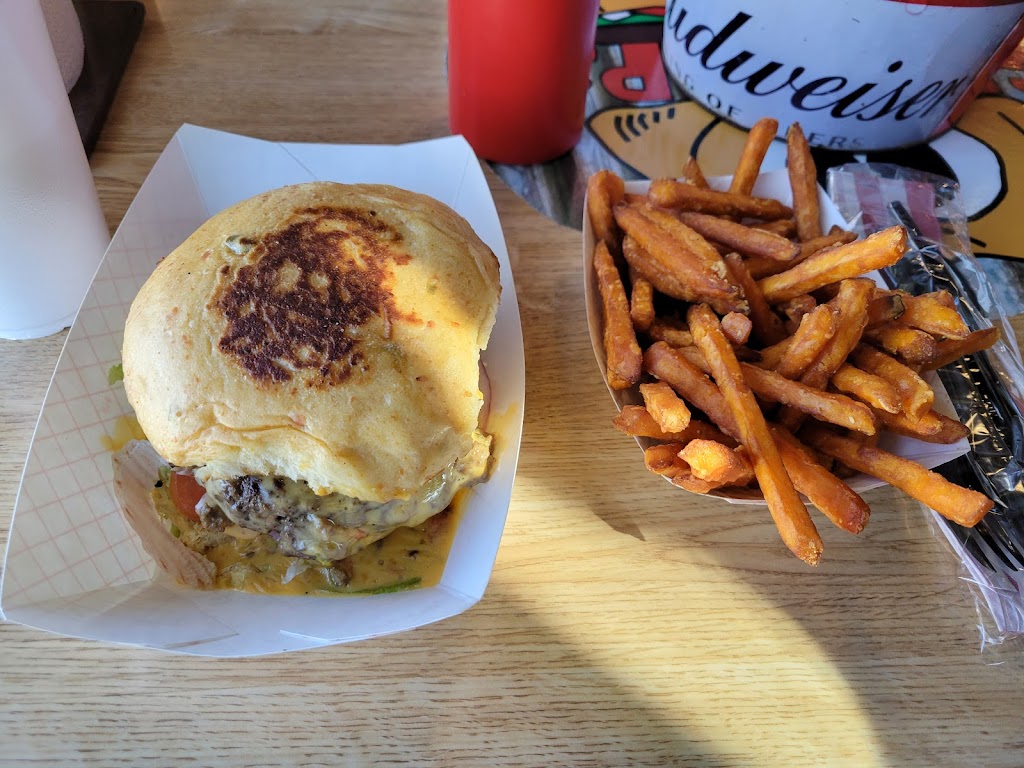 Grumps Burgers | 1704 N Main St, Cleburne, TX 76033 | Phone: (817) 774-2874