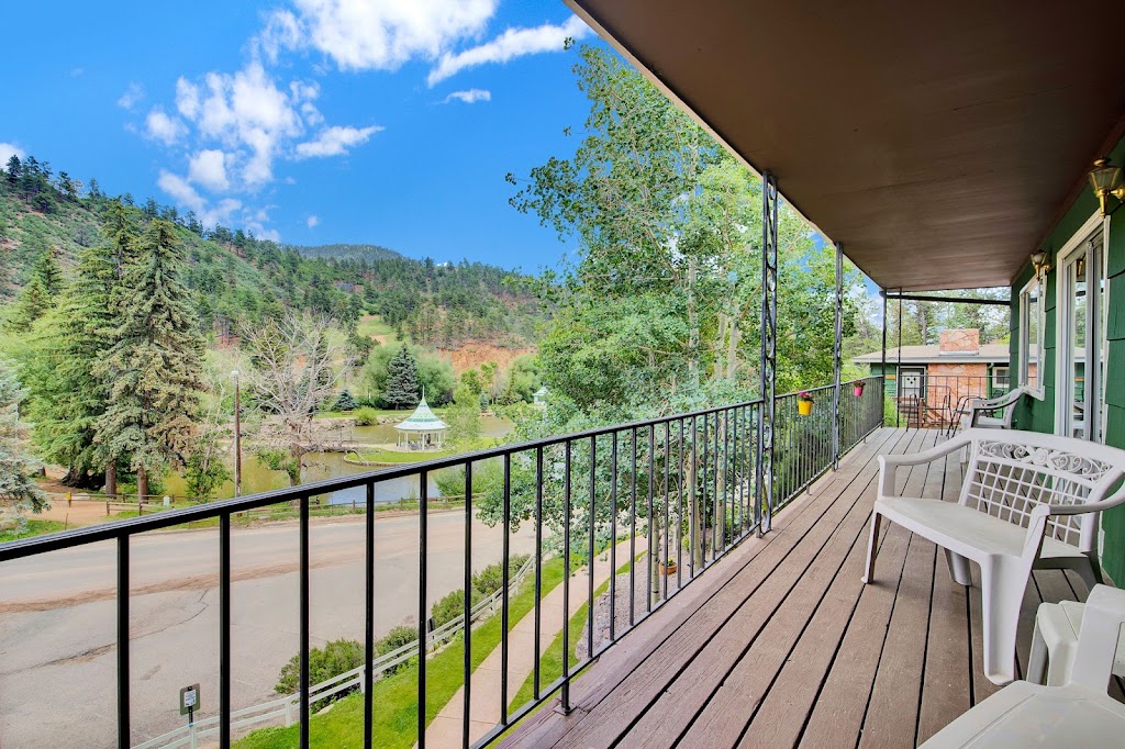 Lakeside Cottages | 10355 Foster Ave, Green Mountain Falls, CO 80819, USA | Phone: (719) 684-9576