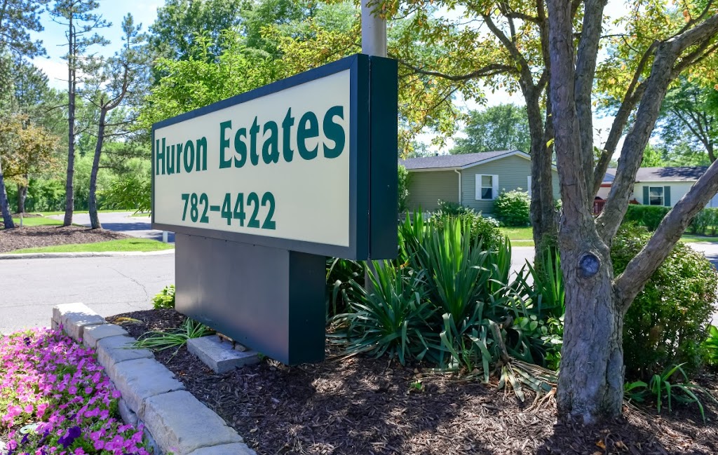 Huron Estates | 22000 Inkster Rd, Romulus, MI 48174, USA | Phone: (734) 782-4422