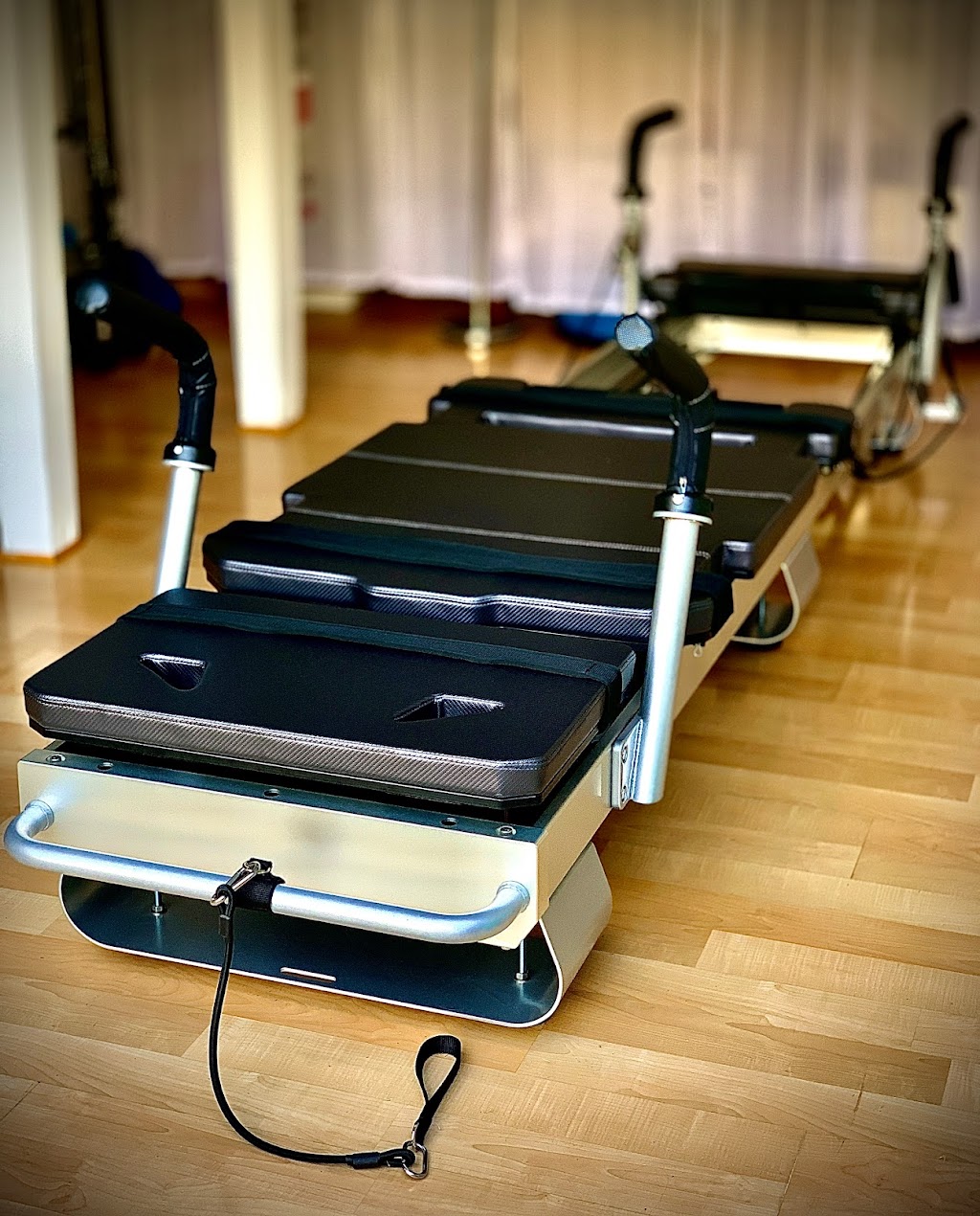 Pilatesblue | 4161 McConnell Blvd, Los Angeles, CA 90066 | Phone: (213) 819-1134