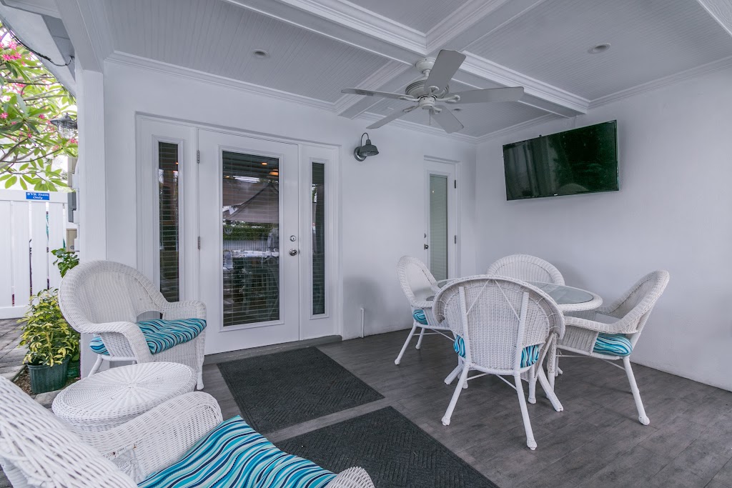 Beachside Village Resort | 4564 N Ocean Dr, Lauderdale-By-The-Sea, FL 33308, USA | Phone: (954) 652-1216