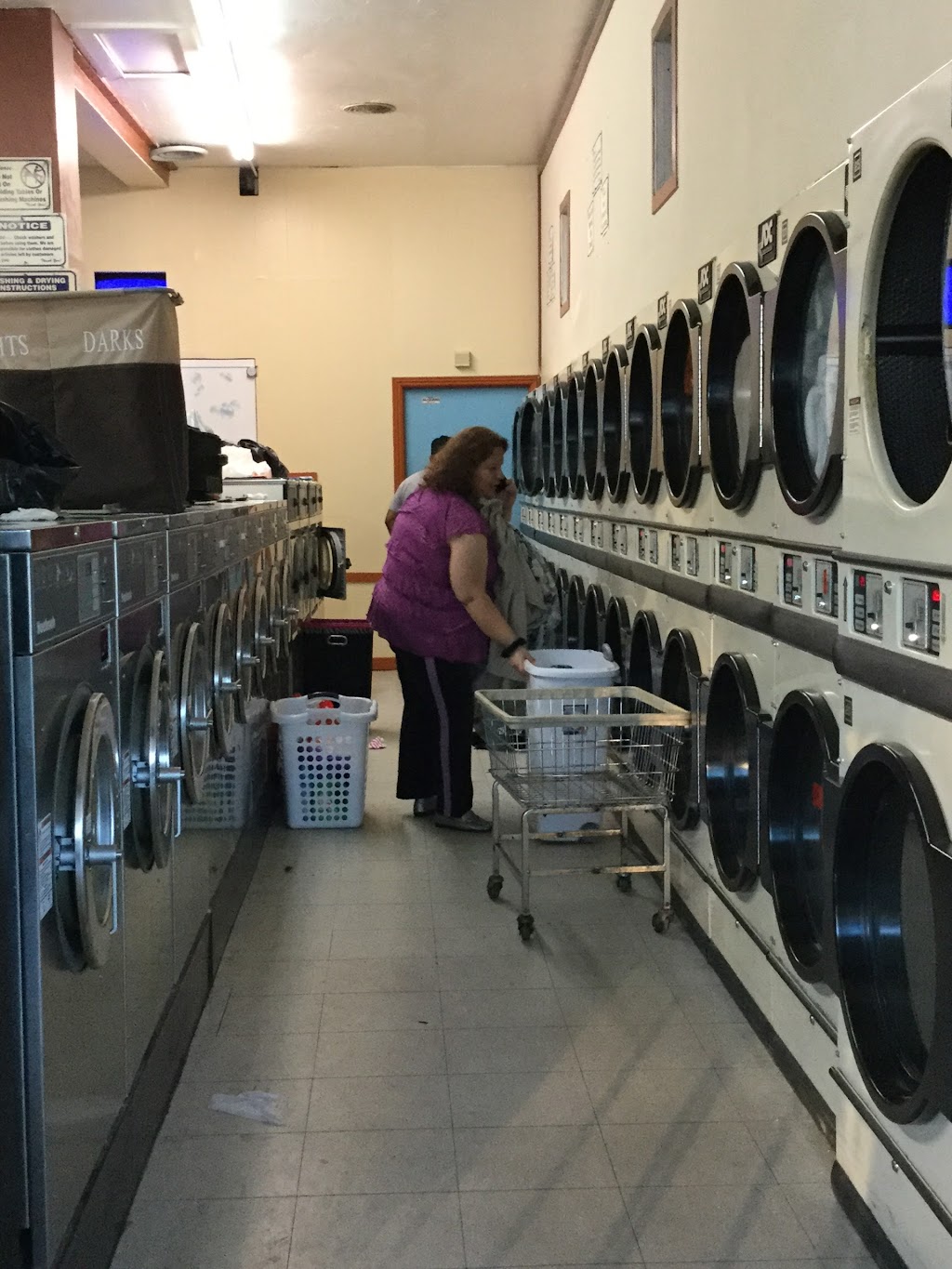 Laundromat | 325 E Maude Ave, Sunnyvale, CA 94085, USA | Phone: (408) 735-1735