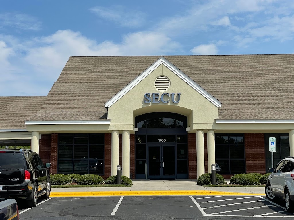 State Employees’ Credit Union | 1700 Liberty Dr, Thomasville, NC 27360, USA | Phone: (336) 476-2977