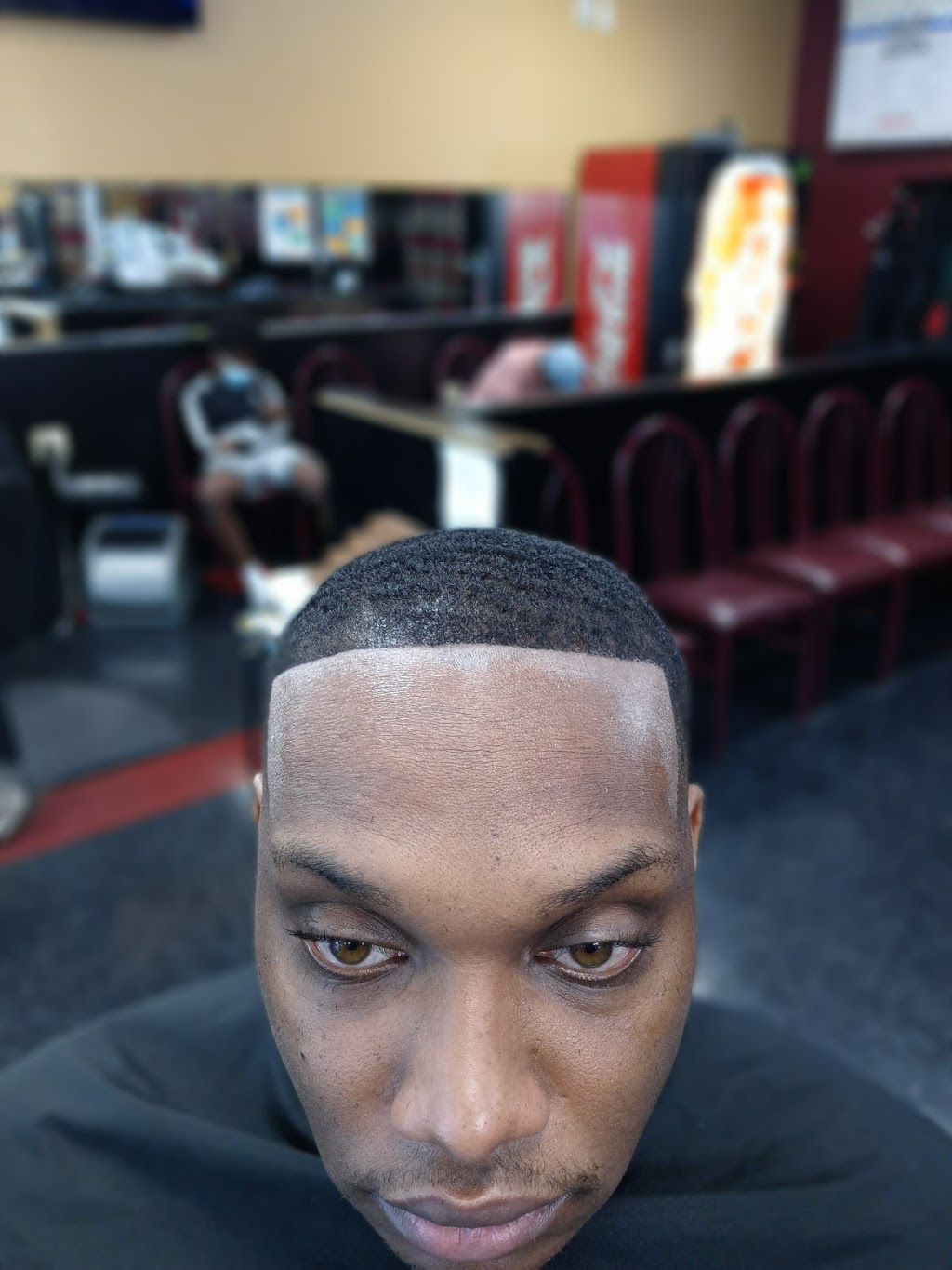 Platinum Blades Barber and Beauty Shop | 6200 Knight Arnold Rd Suite 109, Memphis, TN 38115, USA | Phone: (901) 425-4298