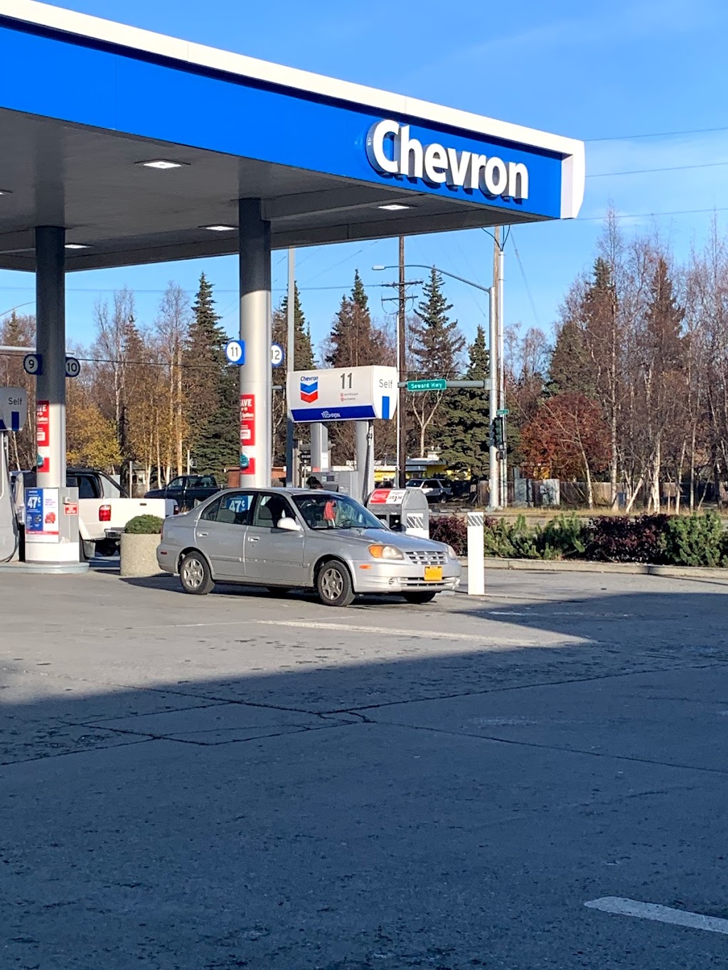 Chevron | 2500 Seward Hwy, Anchorage, AK 99503, USA | Phone: (907) 278-3345