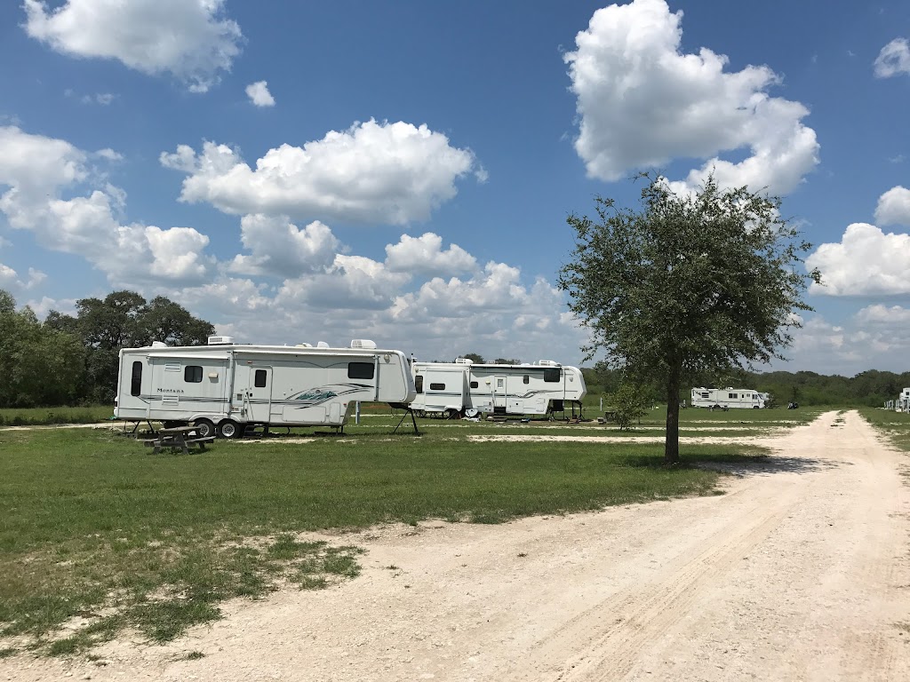 Rock ridge RV Park. | 1647 Charco Rd, Tuleta, TX 78162, USA | Phone: (361) 362-5950