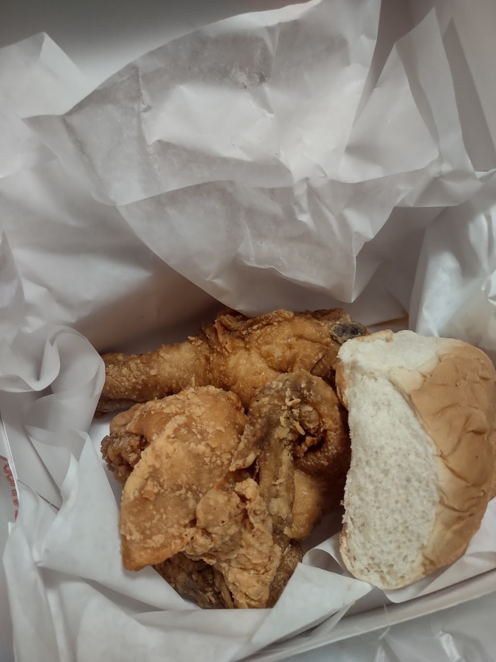 WHITE BOX CHICKEN (IV), LLC | Old Superior Burger, 101 Central Ave, Elgin, TX 78621 | Phone: (512) 285-6693