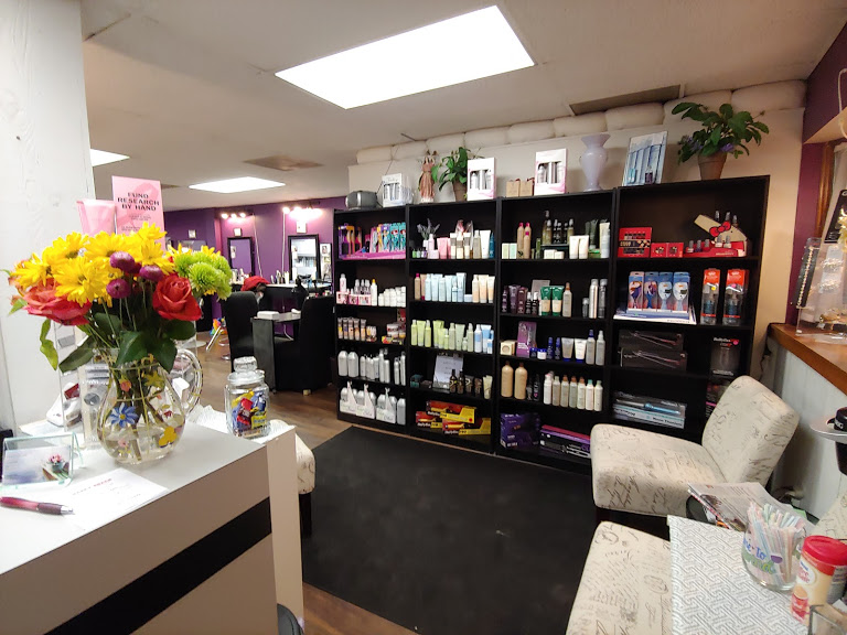 Designing Style Hair & Nail Salon | 6989 Transit Rd, East Amherst, NY 14051, USA | Phone: (716) 639-7400