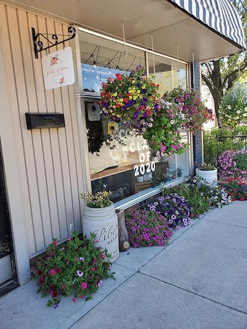 Fields of Grace Floral Boutique | 224 W Market St, Bluffton, IN 46714, USA | Phone: (260) 824-3837