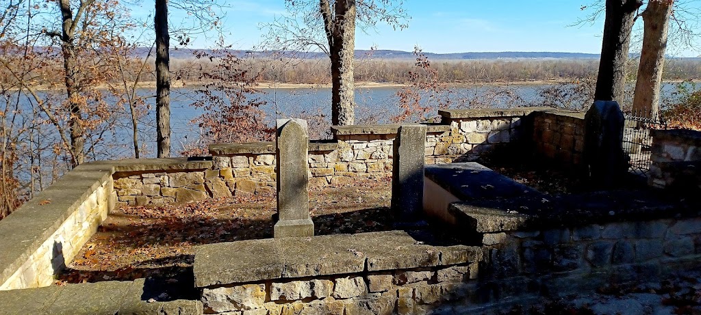 Gov. Daniel Dunklins Grave State Historic Site | 104 Dunklin Dr, Herculaneum, MO 63048, USA | Phone: (636) 464-2976