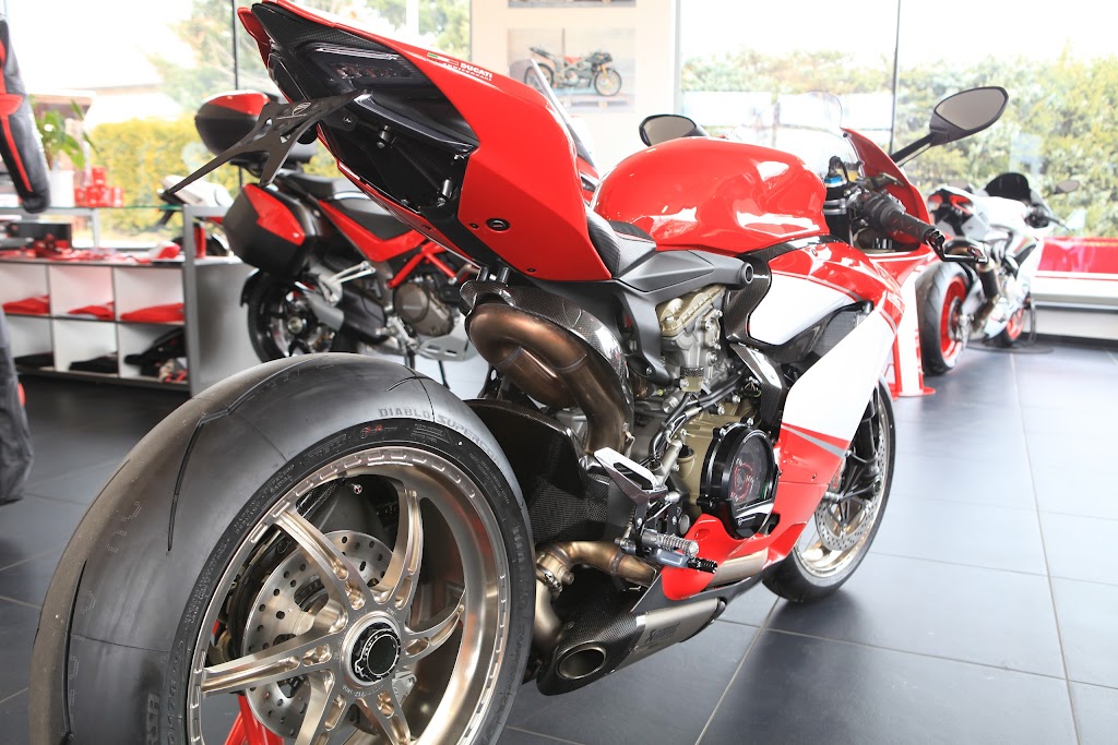 Motorrad Apel / Ducati Weimar | Buttelstedter Str. 37b, 99427 Weimar, Germany | Phone: 03643 420325