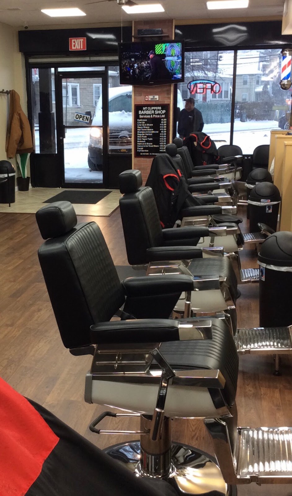 MT-Clippers Barbershop | 2071 Clove Rd, Staten Island, NY 10304 | Phone: (718) 448-7529