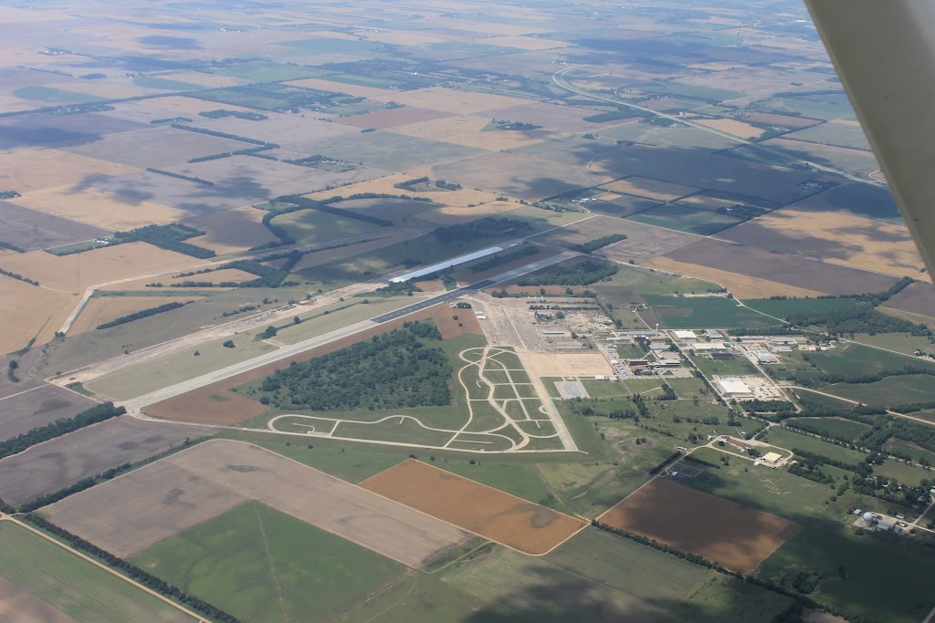 Sunflower Aerodrome-SN76 | Enterprise Rd, Hutchinson, KS 67501, USA | Phone: (316) 749-8338