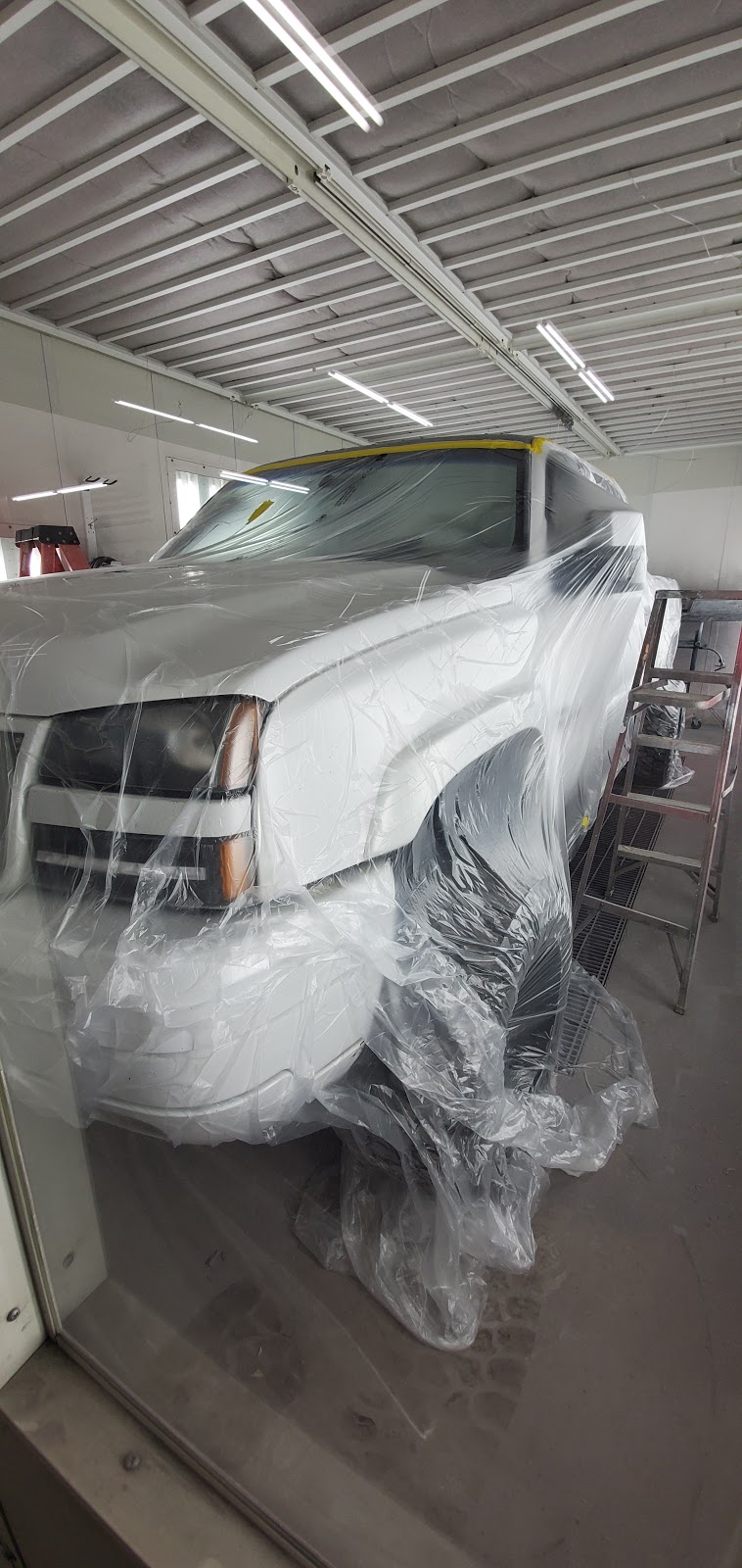 Western Auto Body | 122 Harrison Brookville Rd, West Harrison, IN 47060, USA | Phone: (812) 637-1232