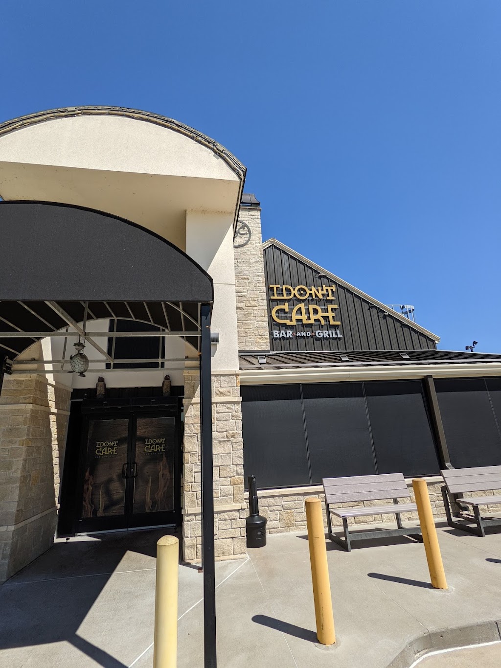 I Dont Care Bar And Grill Catoosa | 11015 E 590 Rd, Catoosa, OK 74015, USA | Phone: (918) 266-4000